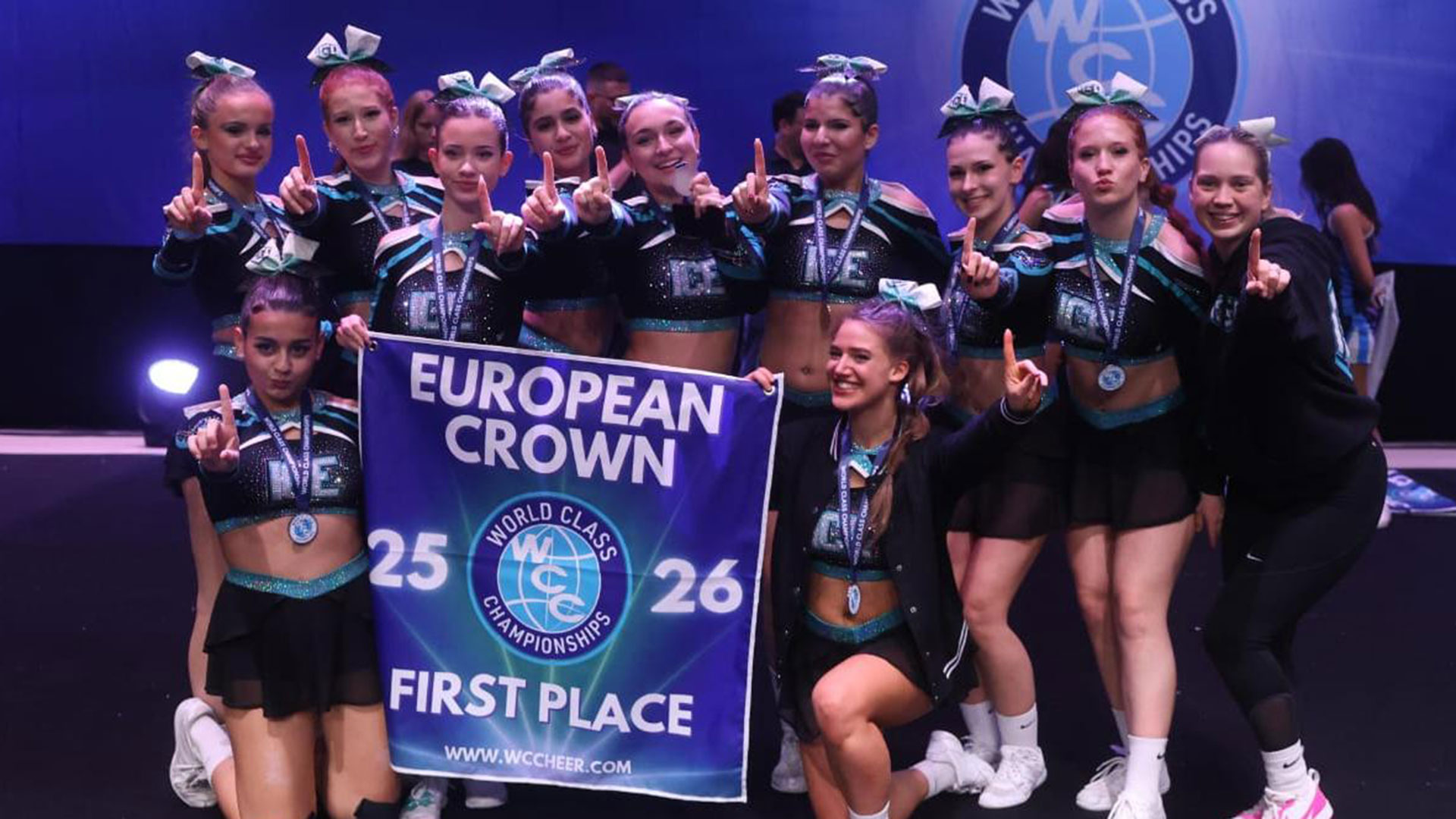Erfolgreiche Cheerleaderinnen von Ice Athletics (2)